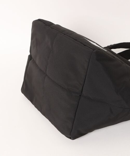 RUSTY(ラスティ)の「【RUSTY/ラスティー】中綿 キルティング トートBAG(トートバッグ・レディース・オレンジ/ブラック/ダークグリーン・FREE)」の5枚目の写真