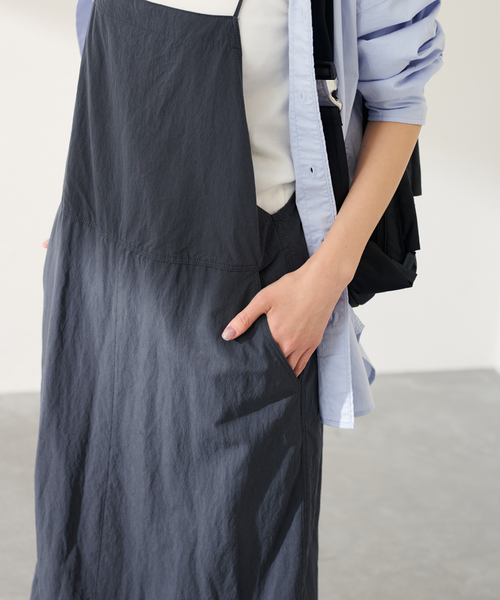 FRAMeWORK(フレームワーク)の「ヴィンテージライクキャミワンピース(ワンピース・レディース・ブラック/ブルー・36/38)」の7枚目の写真