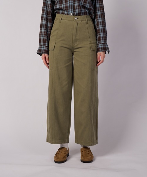 Eddie Bauer(エディーバウアー)の「チノ ユーティリティ ワークパンツ(その他パンツ・レディース・ライトベージュ/ブラック/カーキ・S/XL/L/M)」の9枚目の写真
