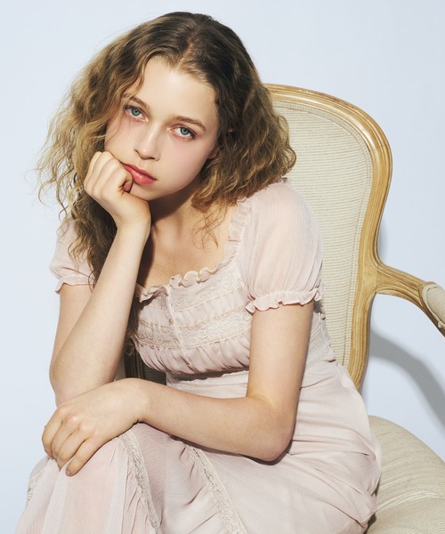 ME COUTURE(ミークチュール)の「2wayオフショルシフォンドレス(ワンピース・レディース・ライトブルー/アイボリー/ベージュ・1/0)」の17枚目の写真
