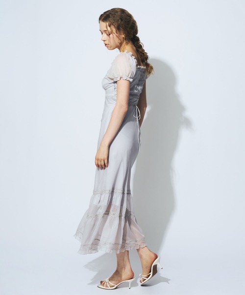 ME COUTURE(ミークチュール)の「2wayオフショルシフォンドレス(ワンピース・レディース・ライトブルー/アイボリー/ベージュ・1/0)」の12枚目の写真