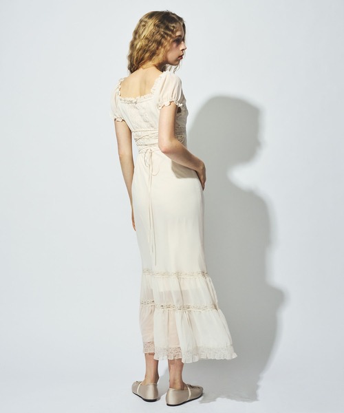 ME COUTURE(ミークチュール)の「2wayオフショルシフォンドレス(ワンピース・レディース・ライトブルー/アイボリー/ベージュ・1/0)」の6枚目の写真