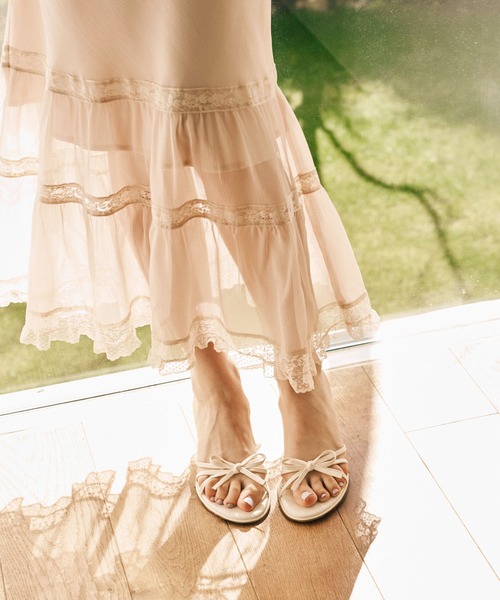 ME COUTURE(ミークチュール)の「2wayオフショルシフォンドレス(ワンピース・レディース・ライトブルー/アイボリー/ベージュ・1/0)」の9枚目の写真