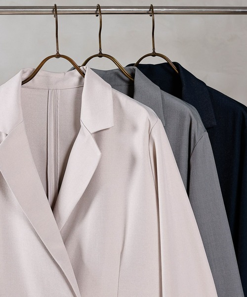 en CAnAF（エンカナフ）の「ダブルテーラードジャケット（テーラードジャケット・レディース・アイボリー/グレー/ネイビー・フリー）」の5枚目の写真