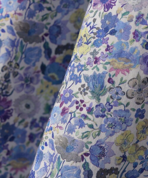 SHIPS(シップス)の「SHIPS Primary Navy Label:〈手洗い可能〉LIBERTY ギャザー ブラウス(シャツ/ブラウス・レディース・ブルー/ネイビー・ONE SIZE)」の8枚目の写真