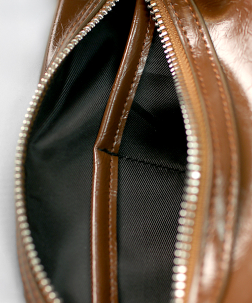 MASMARULEZ(マスマルールズ)の「3way belted mini hobo bag_Brown(ショルダーバッグ・レディース・その他・FREE)」の13枚目の写真