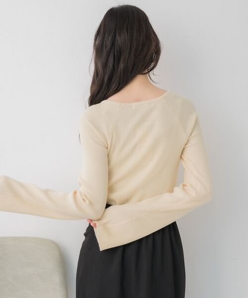 ems excite（エムズエキサイト）の「BIGリボンドッキングNT（ニット/セーター・レディース・ブラック/ナチュラル/ピンク・FREE）」の10枚目の写真