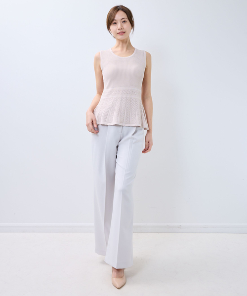 NARACAMICIE(ナラカミーチェ)の「【NARACAMICIE】透かし編みペプラムノースリプルオーバー(ニット/セーター・レディース・ブラウン/ブラック/ピンク/ブルー/ネイビー・M)」の13枚目の写真