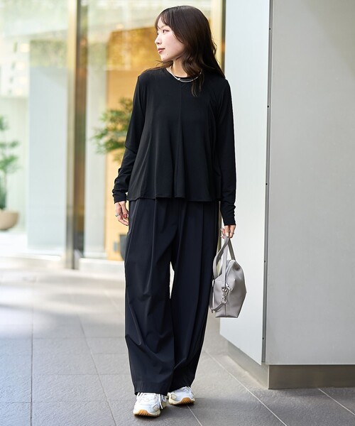 RONEL（ロネル）の「【RONEL】ボーダレス カーブワイドパンツ（その他パンツ・レディース・オフホワイト/ベージュ/ブラック・L/M/S）」の4枚目の写真