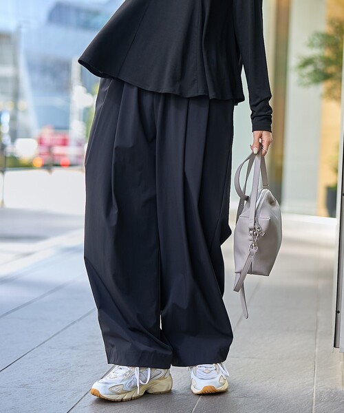 RONEL（ロネル）の「【RONEL】ボーダレス カーブワイドパンツ（その他パンツ・レディース・オフホワイト/ベージュ/ブラック・L/M/S）」の7枚目の写真