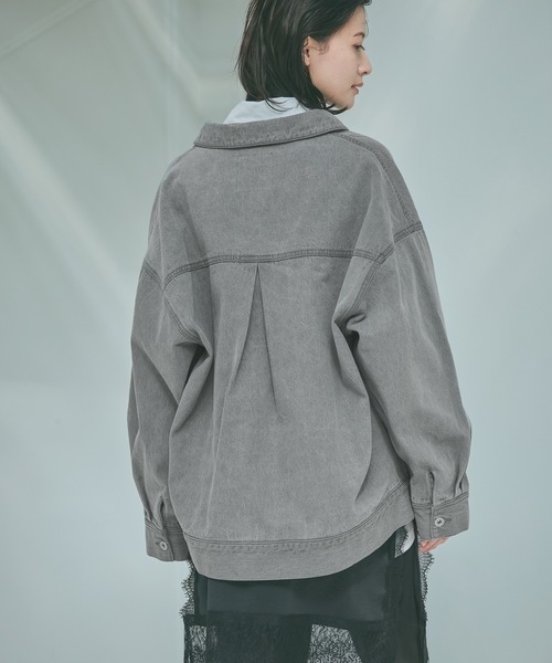 LAKOLE(ラコレ)の「カラーデニムブルゾン / 638619(デニムジャケット・レディース・グレー/インディゴブルー/ベージュ・FREE)」の20枚目の写真