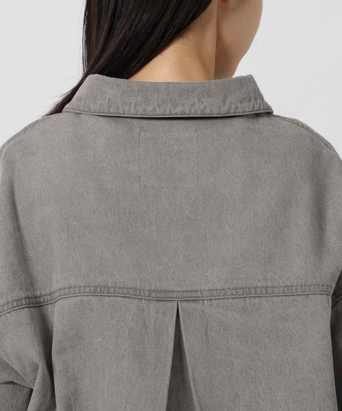 LAKOLE(ラコレ)の「カラーデニムブルゾン / 638619(デニムジャケット・レディース・グレー/インディゴブルー/ベージュ・FREE)」の5枚目の写真