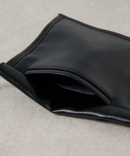 COLONY 2139（コロニートゥーワンスリーナイン）の「レザーウェストベルトバッグ（ボディバッグ/ウエストポーチ・レディース・ブラウン/ブラック・FREE）」の3枚目の写真