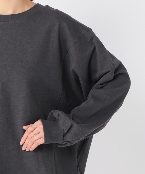 studio CLIP（スタディオクリップ）の「スラブ裏毛ドルマンカットソー（Tシャツ/カットソー・レディース・チャコール/ライトベージュ/オフホワイト・FREE）」の20枚目の写真