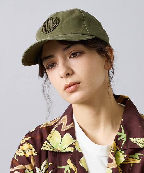 DEUS EX MACHINA（デウスエクスマキナ）の「【Deus Ex Machina / デウスエクスマキナ】Pill Logo Dad Cap / キャップ/ 帽子 / ユニセックス（キャップ・メンズ・グリーン・フリー）」の5枚目の写真