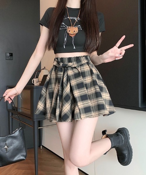 NoBelle(ノベル)の「チェック柄 フレアミニスカート(スカート・レディース・ブラック/イエロー・S/M)」の5枚目の写真
