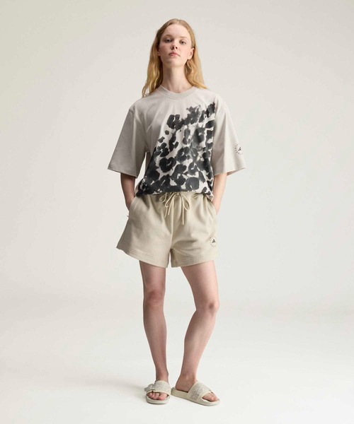 adidas by Stella McCartney（アディダスバイステラマッカートニー）の「aSMC GRAPH TEE【adidas by Stella McCartney】 / アディダス adidas（Tシャツ/カットソー・レディース・グレー・SMALL/MEDIUM/LARGE/XX-LARGE/X-SMALL/X-LARGE）」の3枚目の写真