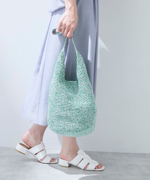 INDIVI（インディヴィ）の「【大人カジュアル】メタリックかぎ編みボトルバッグ（トートバッグ・レディース・ブルー系その他6/ダークブラウン系4/グリーン系その他5/シルバー系4・00）」の6枚目の写真