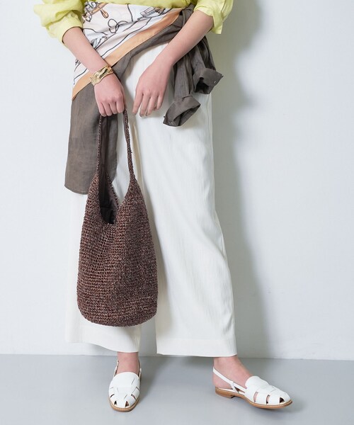 INDIVI（インディヴィ）の「【大人カジュアル】メタリックかぎ編みボトルバッグ（トートバッグ・レディース・ブルー系その他6/ダークブラウン系4/グリーン系その他5/シルバー系4・00）」の8枚目の写真