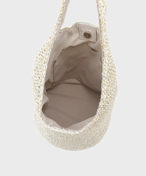 INDIVI（インディヴィ）の「【大人カジュアル】メタリックかぎ編みボトルバッグ（トートバッグ・レディース・ブルー系その他6/ダークブラウン系4/グリーン系その他5/シルバー系4・00）」の19枚目の写真