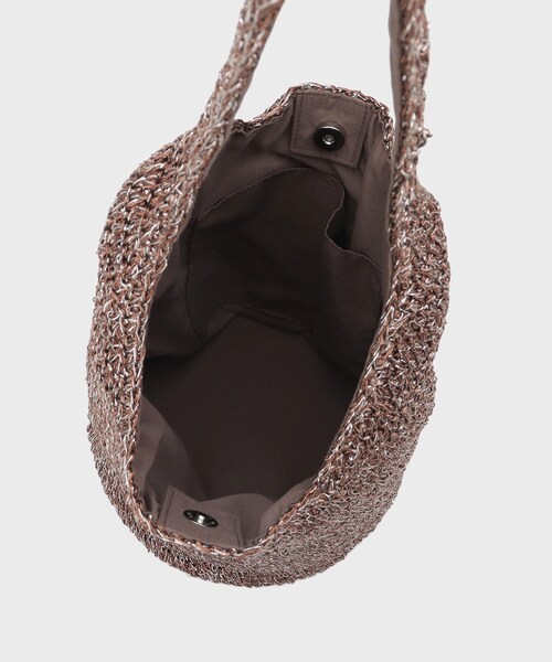 INDIVI（インディヴィ）の「【大人カジュアル】メタリックかぎ編みボトルバッグ（トートバッグ・レディース・ブルー系その他6/ダークブラウン系4/グリーン系その他5/シルバー系4・00）」の20枚目の写真