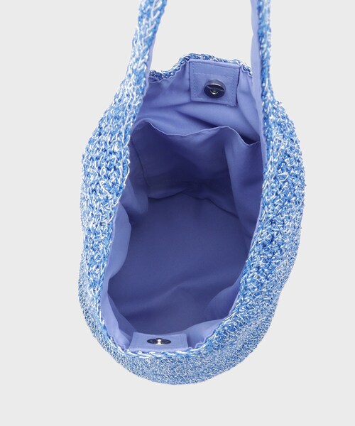 INDIVI（インディヴィ）の「【大人カジュアル】メタリックかぎ編みボトルバッグ（トートバッグ・レディース・ブルー系その他6/ダークブラウン系4/グリーン系その他5/シルバー系4・00）」の21枚目の写真