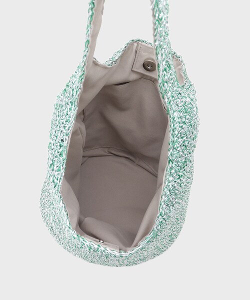 INDIVI（インディヴィ）の「【大人カジュアル】メタリックかぎ編みボトルバッグ（トートバッグ・レディース・ブルー系その他6/ダークブラウン系4/グリーン系その他5/シルバー系4・00）」の22枚目の写真