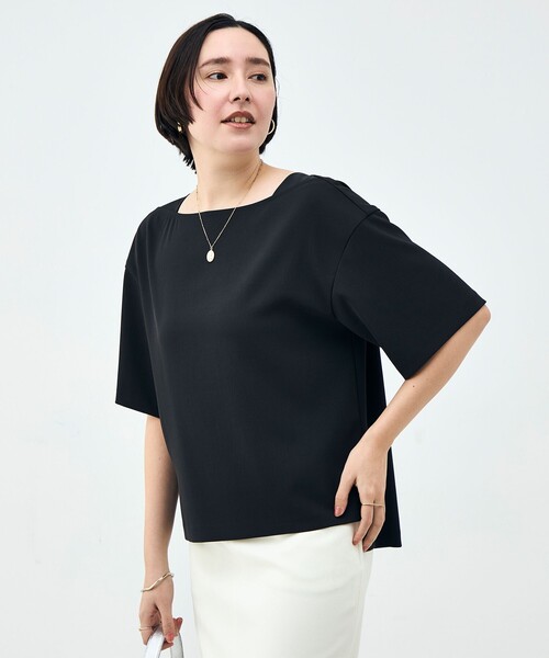 NOLLEY’S（ノーリーズ）の「《セットアップ対応》ウォッシャブルイージーツイルTブラウス（シャツ/ブラウス・レディース・ブラック/チャコールグレー/ホワイト・38）」の2枚目の写真