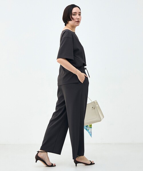 NOLLEY’S（ノーリーズ）の「《セットアップ対応》ウォッシャブルイージーツイルTブラウス（シャツ/ブラウス・レディース・ブラック/チャコールグレー/ホワイト・38）」の16枚目の写真