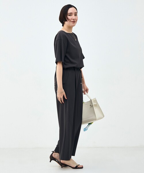 NOLLEY’S（ノーリーズ）の「《セットアップ対応》ウォッシャブルイージーツイルTブラウス（シャツ/ブラウス・レディース・ブラック/チャコールグレー/ホワイト・38）」の17枚目の写真