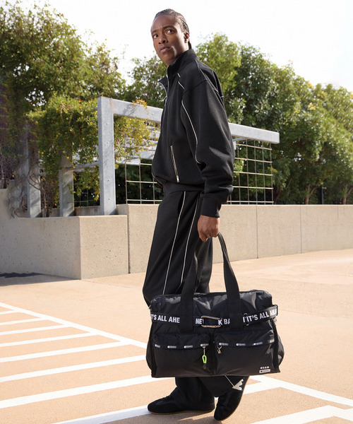 LeSportsac(レスポートサック)の「MSGM CARGO DUFFEL ダッフルブラック(ボストンバッグ・レディース・ブラック・FREE)」の6枚目の写真