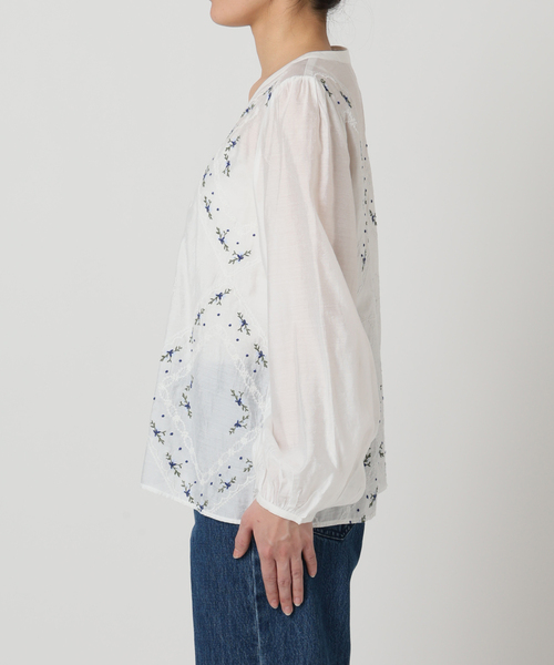 U by SPICK&SPAN(ユーバイスピックアンドスパン)の「ロングスリーブ刺繍ブラウス(シャツ/ブラウス・レディース・ホワイト・FREE)」の18枚目の写真