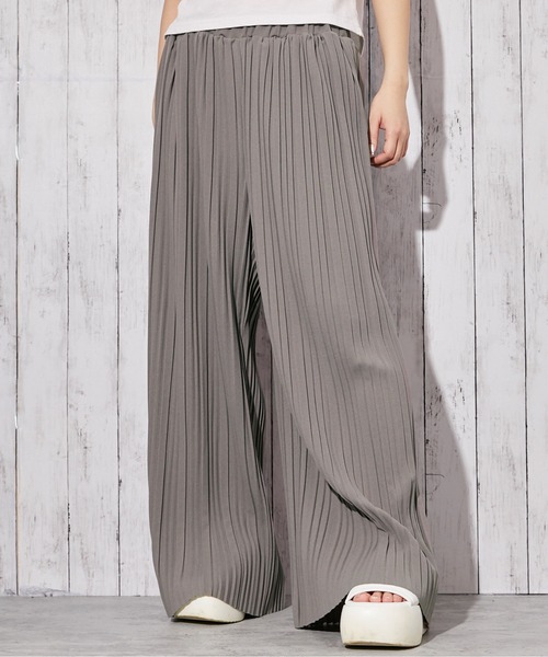 GORGE(ゴージ)の「《カットプリーツ イージー》ワイドパンツ/きれいめカジュアル/オールシーズン/全5色(その他パンツ・レディース・ブルー/アイボリー/ブラック/チャコール/モカ・F)」の5枚目の写真