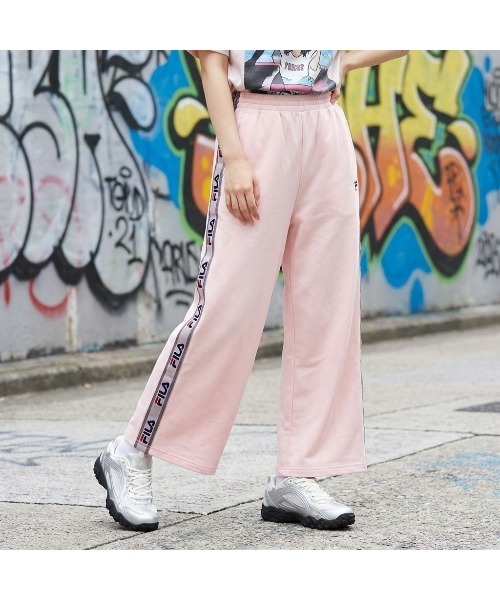FILA（フィラ）の「TRACK PANTS（スカート・レディース・ネイビー/アイボリー/ピンク・XL/L/M）」の3枚目の写真