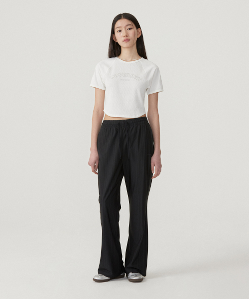 COVERNAT WOMAN(カバーナットウーマン)の「ウーマンベイビーフィットアーチクーパーロゴシャーリングTシャツホワイト(Tシャツ/カットソー・レディース・その他・WS/WM)」の4枚目の写真