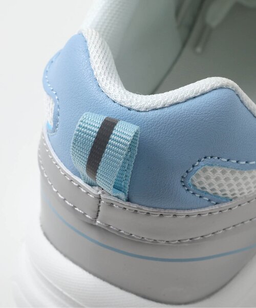 algy(アルジー)の「テック系スニーカー(スニーカー・キッズ・オフホワイト/サックスブルー・20/24/23/22/21)」の8枚目の写真