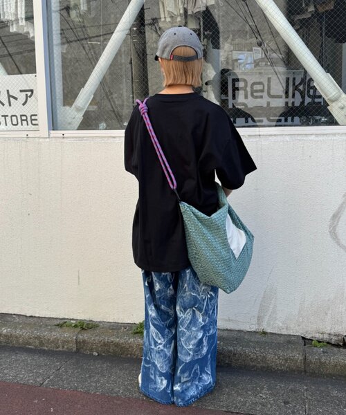 SOUNDSGOOOOD（サウンズグッド）の「【SOUNDS GOOOOD】ダメージデニムショルダーバッグ（ショルダーバッグ・レディース・グリーン/ネイビー・ONE SIZE）」の7枚目の写真