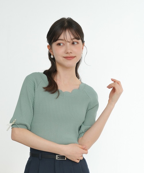 ASTORIA ODIER(アストリアオディール)の「スカラップネック袖リボンリブニット (UVカット/ウォッシャブル)半袖(ニット/セーター・レディース・ネイビー/ミント/ライトグレー/ホワイト・MEDIUM/SMALL)」の9枚目の写真