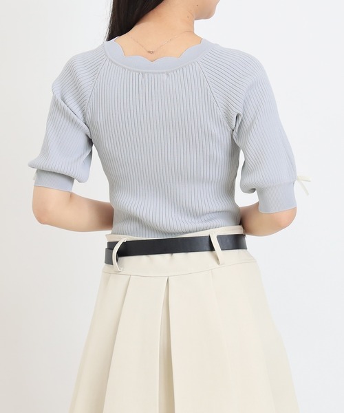 ASTORIA ODIER(アストリアオディール)の「スカラップネック袖リボンリブニット (UVカット/ウォッシャブル)半袖(ニット/セーター・レディース・ネイビー/ミント/ライトグレー/ホワイト・MEDIUM/SMALL)」の19枚目の写真
