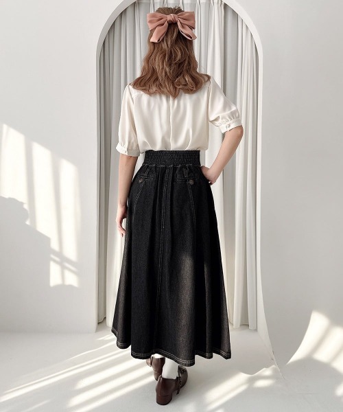 F i.n.t(フィント)の「小花刺繍クロスタイブラウス(シャツ/ブラウス・レディース・ホワイト×ブルー/アイボリー・FREE)」の11枚目の写真