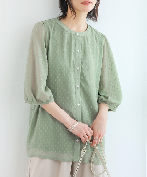 n'OrLABEL(ノアールレーベル)の「【接触冷感】シアードットブラウス(シャツ/ブラウス・レディース・オフホワイト/ライトグリーン/ネイビー・1/2)」の3枚目の写真