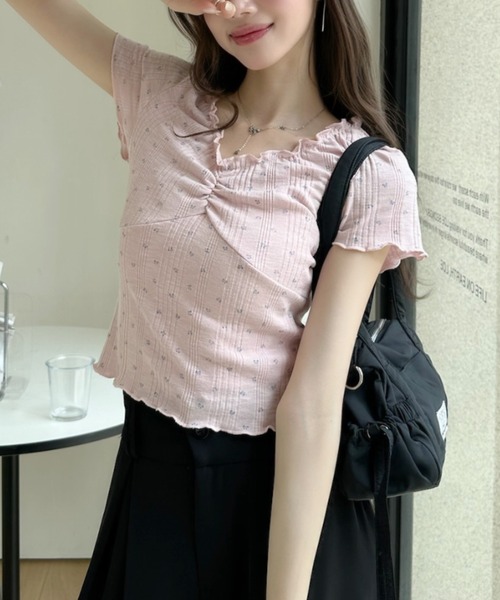 Ada.(エイダ)の「胸元 シャーリング Vネック 半袖 トップス(Tシャツ/カットソー・レディース・ピンク/アイボリー/ブルー・FREE)」の15枚目の写真