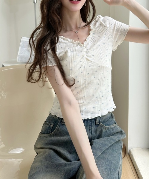 Ada.(エイダ)の「胸元 シャーリング Vネック 半袖 トップス(Tシャツ/カットソー・レディース・ピンク/アイボリー/ブルー・FREE)」の9枚目の写真