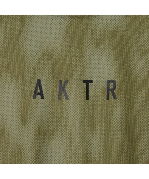 AKTR(アクター)の「AKTR MELT CAMO TANK(アクター メルト カモ タンク)(タンクトップ・メンズ・オリーブ系・MEDIUM/LARGE)」の3枚目の写真