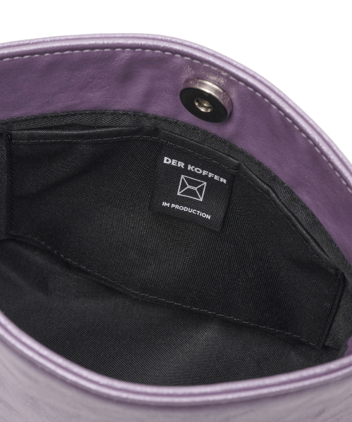 DER KOFFER（デルコッファー）の「CANDY FOIL BAG_3COLOR（ショルダーバッグ・レディース・ラベンダー/ゴールド/ブラウン・FREE）」の12枚目の写真