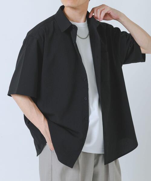 ITEMS URBANRESEARCH(アイテムズ アーバンリサーチ)の「ヨウリュウ レギュラーカラー 半袖シャツ(シャツ/ブラウス・メンズ・ブラック/ダークグレー/ネイビー/オリーブ・LARGE/MEDIUM)」の1枚目の写真