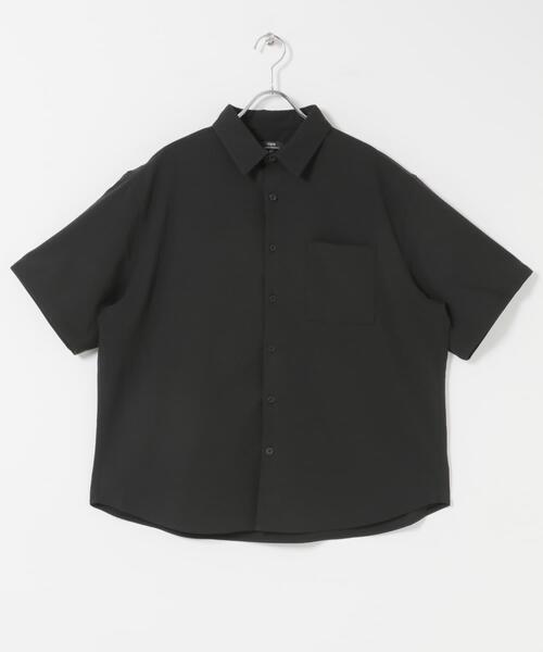 ITEMS URBANRESEARCH(アイテムズ アーバンリサーチ)の「ヨウリュウ レギュラーカラー 半袖シャツ(シャツ/ブラウス・メンズ・ブラック/ダークグレー/ネイビー/オリーブ・LARGE/MEDIUM)」の9枚目の写真