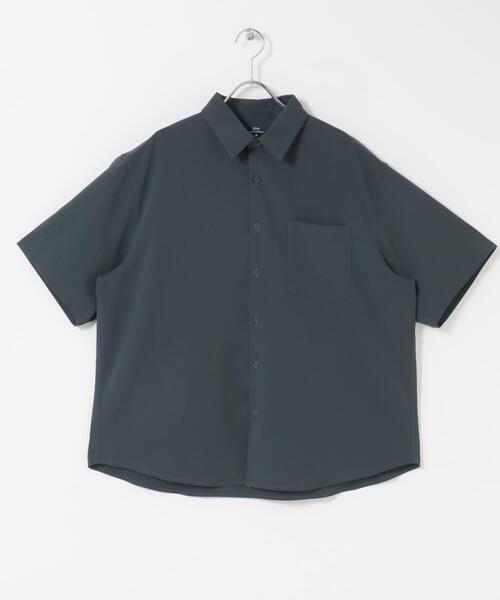 ITEMS URBANRESEARCH(アイテムズ アーバンリサーチ)の「ヨウリュウ レギュラーカラー 半袖シャツ(シャツ/ブラウス・メンズ・ブラック/ダークグレー/ネイビー/オリーブ・LARGE/MEDIUM)」の17枚目の写真