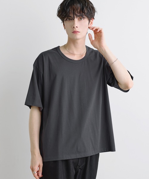 ASTRONOMY(アストロノミー)の「【吸汗速乾/UVカット】シルキータッチUネックボックスTシャツ(Tシャツ/カットソー・メンズ・グレー/チャコール/ホワイト/ブラック・XL/M/L)」の4枚目の写真