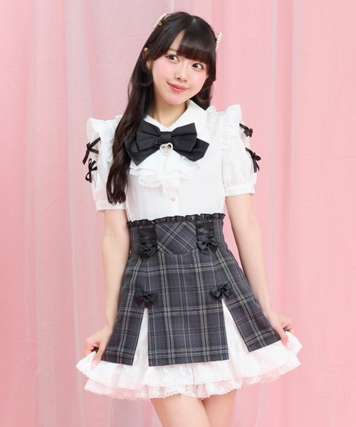 Secret Honey(シークレットハニー)の「袖スリットラッフルブラウス(シャツ/ブラウス・レディース・オフホワイト/ブラック・MEDIUM)」の7枚目の写真